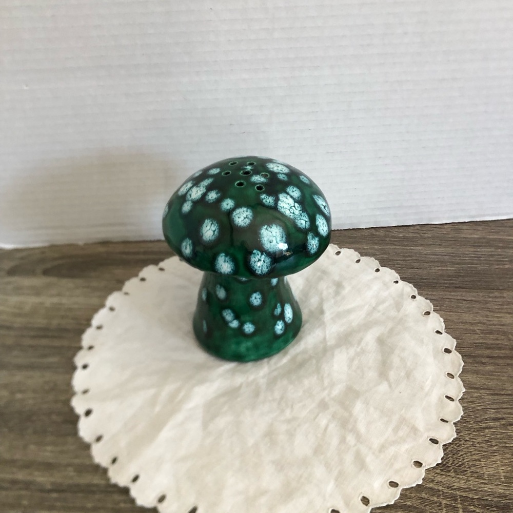 Vtg MCM Mushroom Salt Pepper Shaker